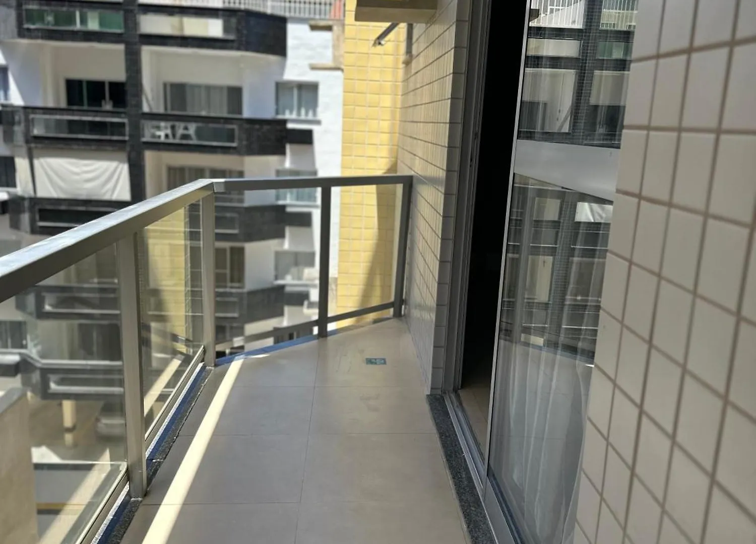 Apartamento De 3 Quartos - Cabo Frio - 9 Minutos Da Praia Brazil